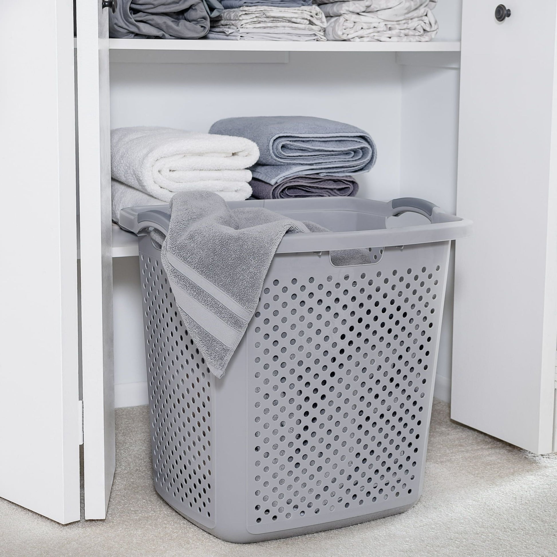 2.5 Bushel Extra Large Plastic Laundry Hamper, Soft Silver, Adult / Tween New Era Fashion LLc