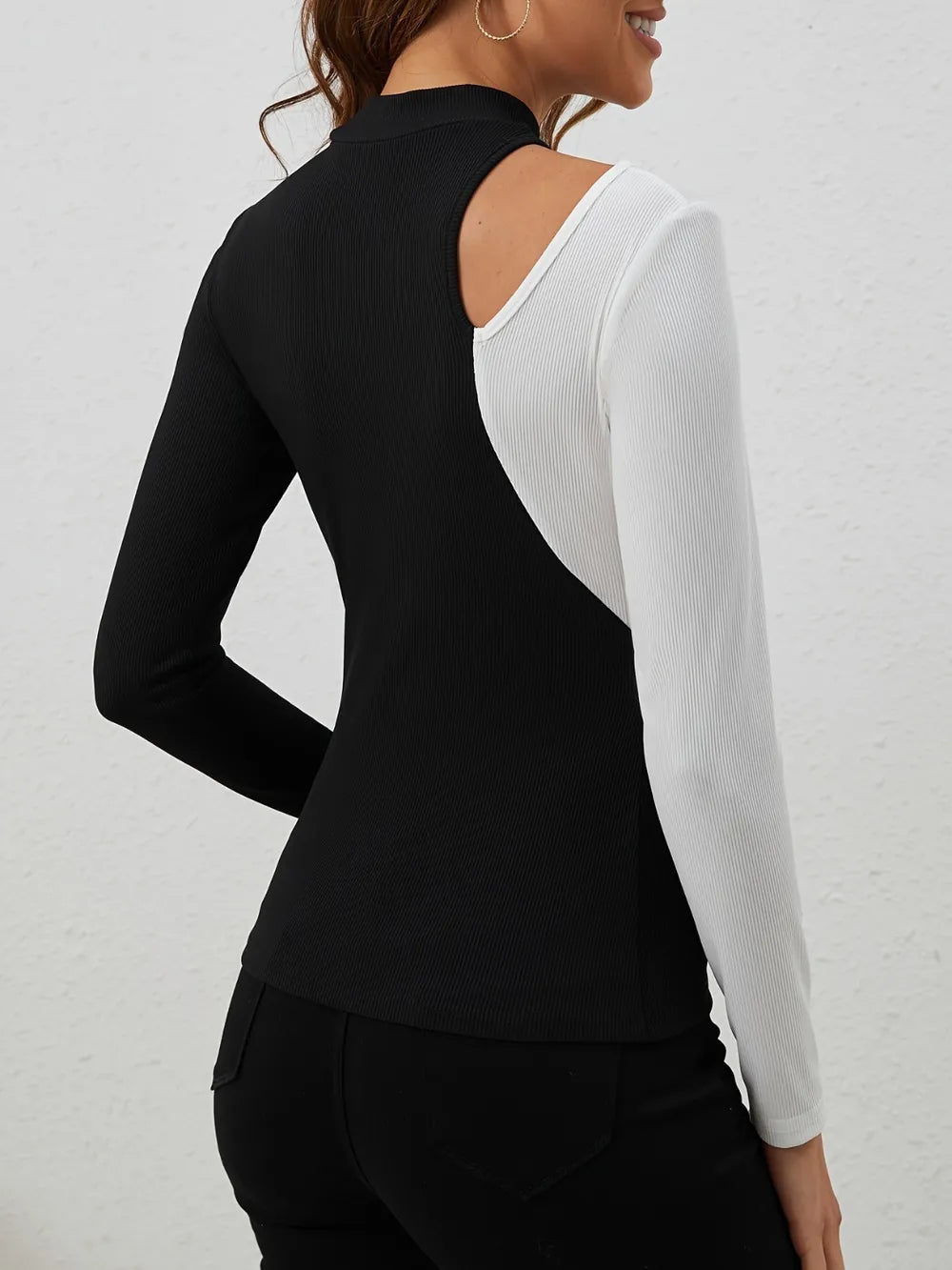 Cutout Contrast Mock Neck Long Sleeve T-Shirt New Era Fashion LLc