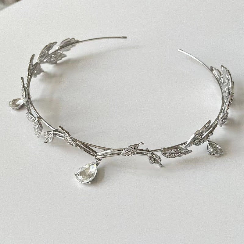 Elegance‌ Crystal Teardrop Hair Jewelry Forehead Accent (MAC335) Mariam's Collection