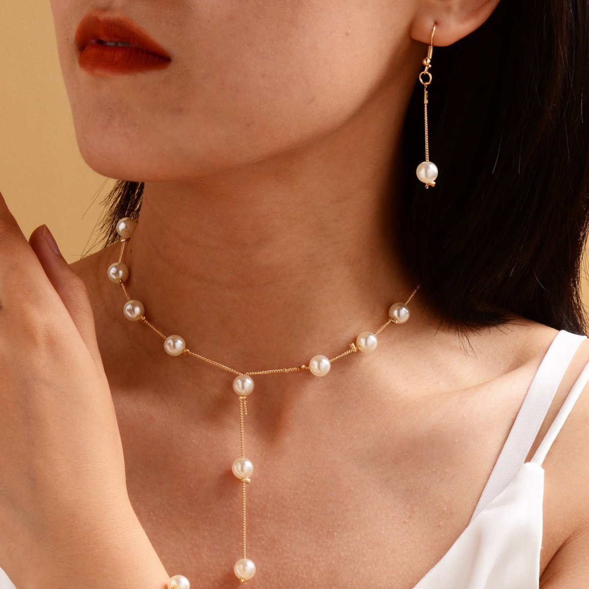 Elegance Pearl Earrings & Necklace Ensemble (MAC313) Mariam's Collection
