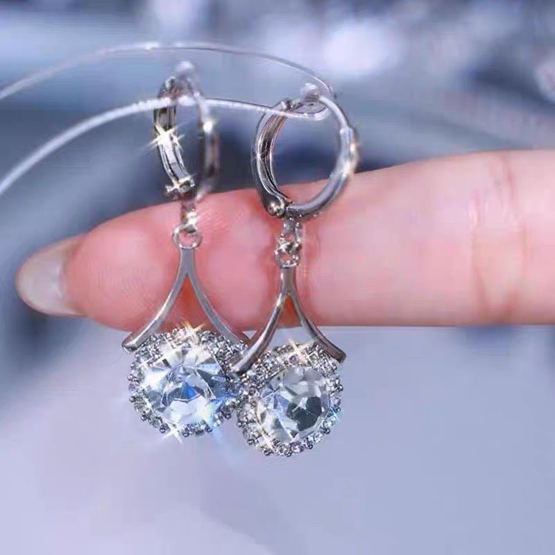 Elegant Sparkling Dangle  Rhinestone Earrings (MAC324) Mariam's Collection