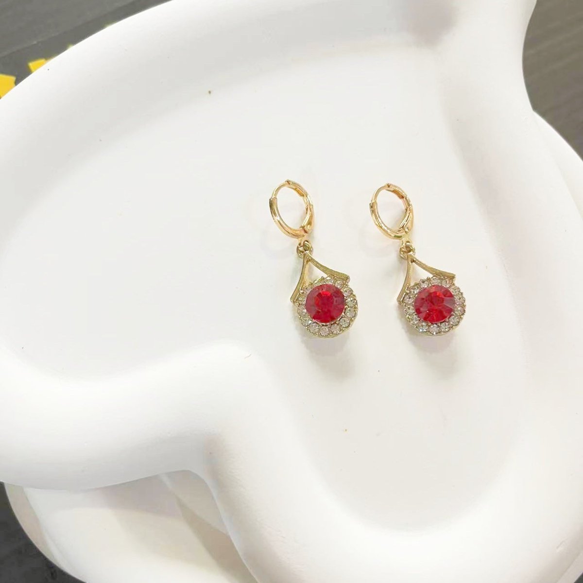 Elegant Sparkling Dangle  Rhinestone Earrings (MAC324) Mariam's Collection