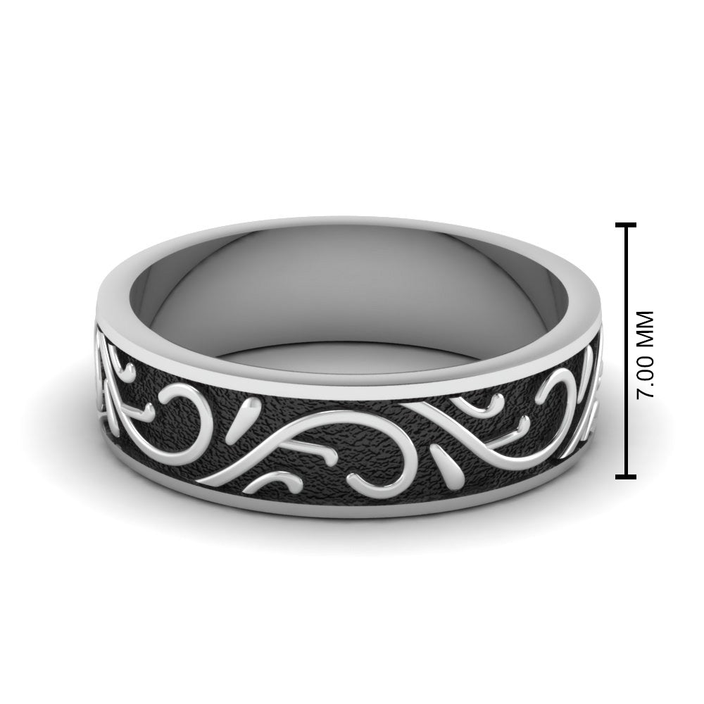 Exquisite Design Mens Band Fascinating Diamonds