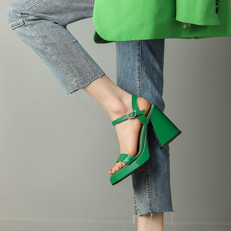 Women's Round Toe Chunky Heel Sandals – Buckle Strap Block Heel FitiqueFit