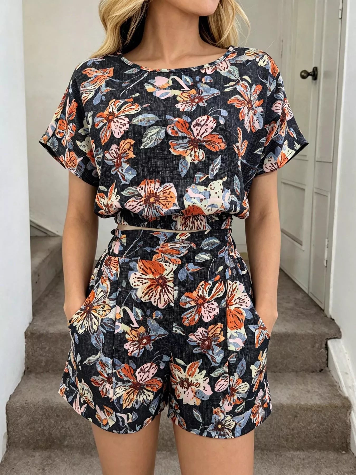 Floral Print Crop Top and Shorts Set New Era Fashion LLc