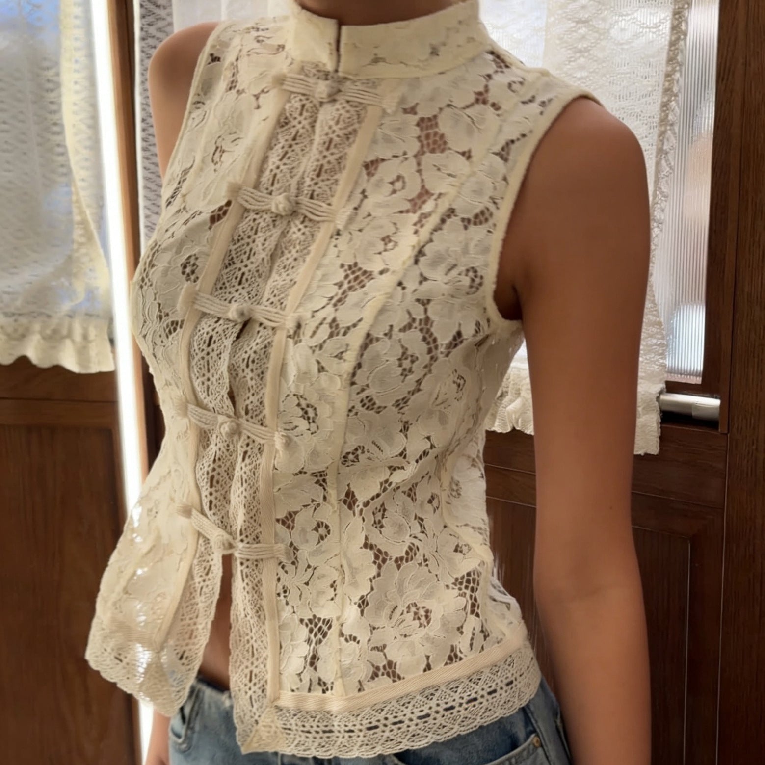 Lace Crochet Stand Collar Slim-Fit Sleeveless Top – 3 Colors, S–L FitiqueFit