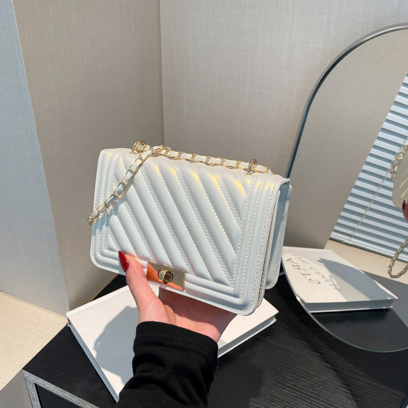 Fashionable Western-style Minimalist Casual Single-shoulder Crossbody Bag See size chart under “more details” The Fashion Celestial