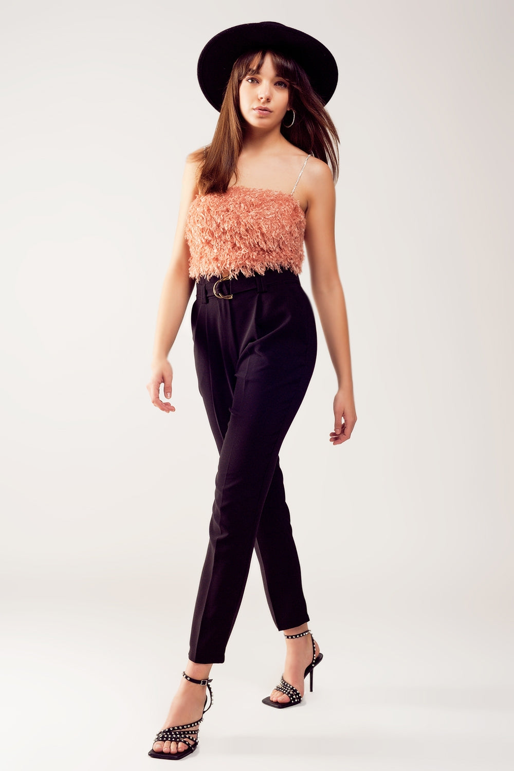 Faux feather crop cami in pink Q2store