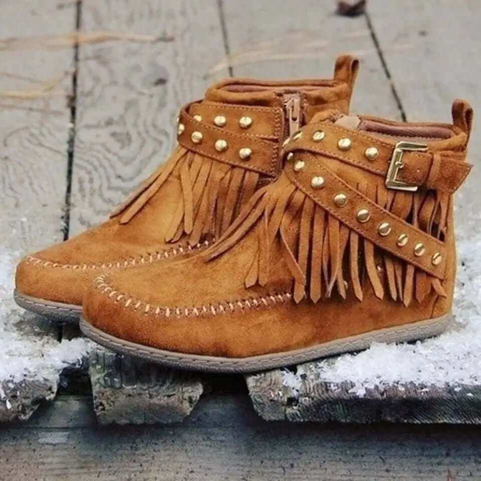 Trendy Women's Winter Ankle Boots with Rivet Tassel Detail SnagBag