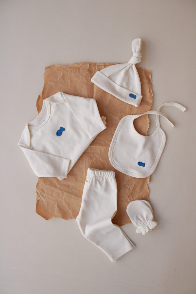 Fish Patterned 5 Piece Newborn Set Honey and Hive