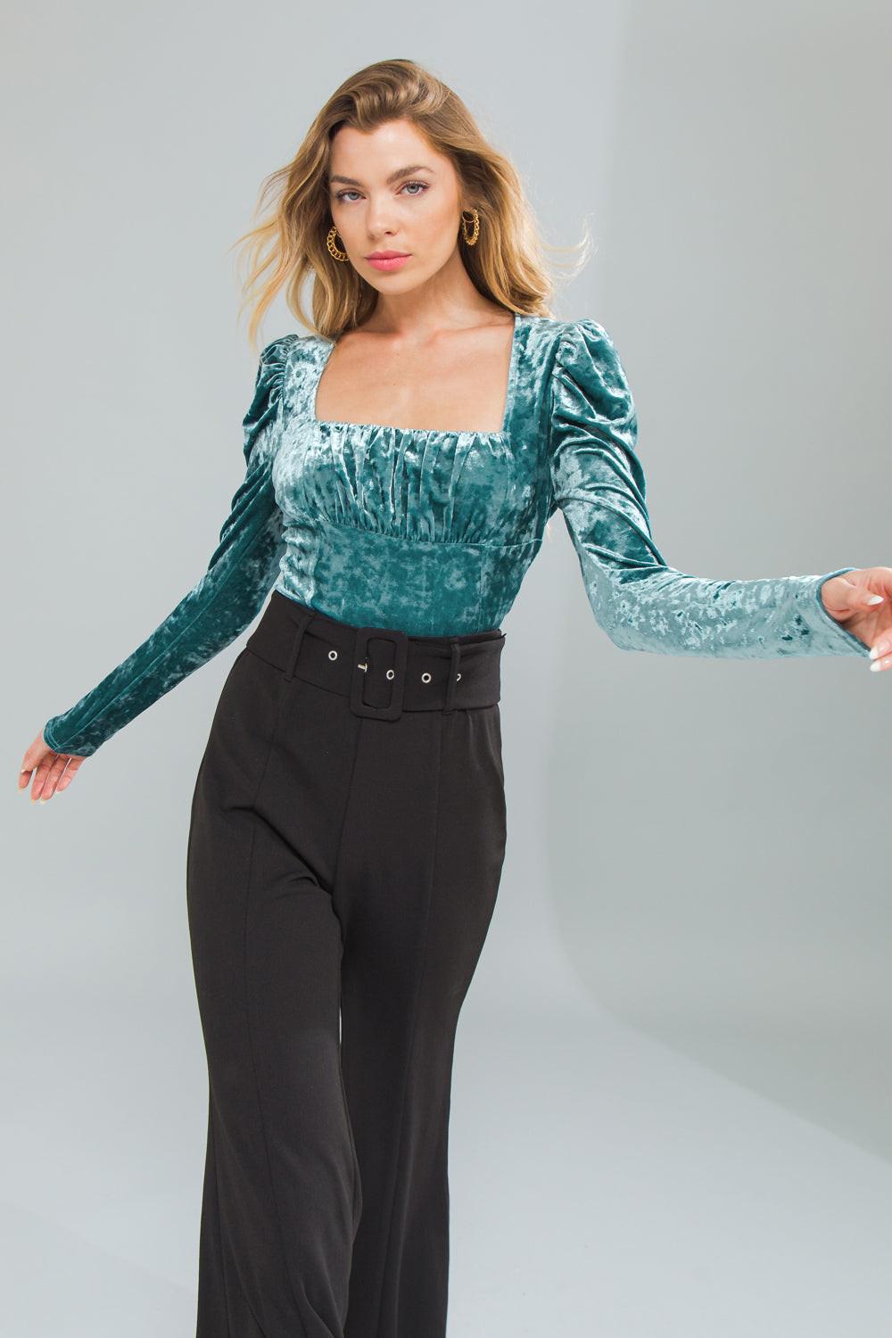 PUT ON A SHOW VELVET TOP Flying Tomato