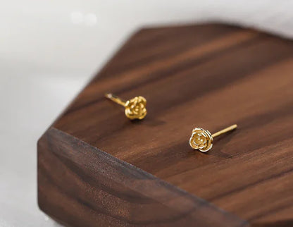 Rose-Shaped 925 Silver Ear Studs