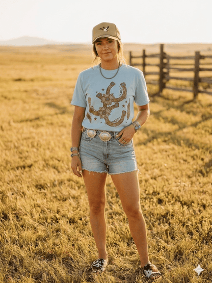 Floral Horseshoe Graphic Tee - Bay Wild Junkie