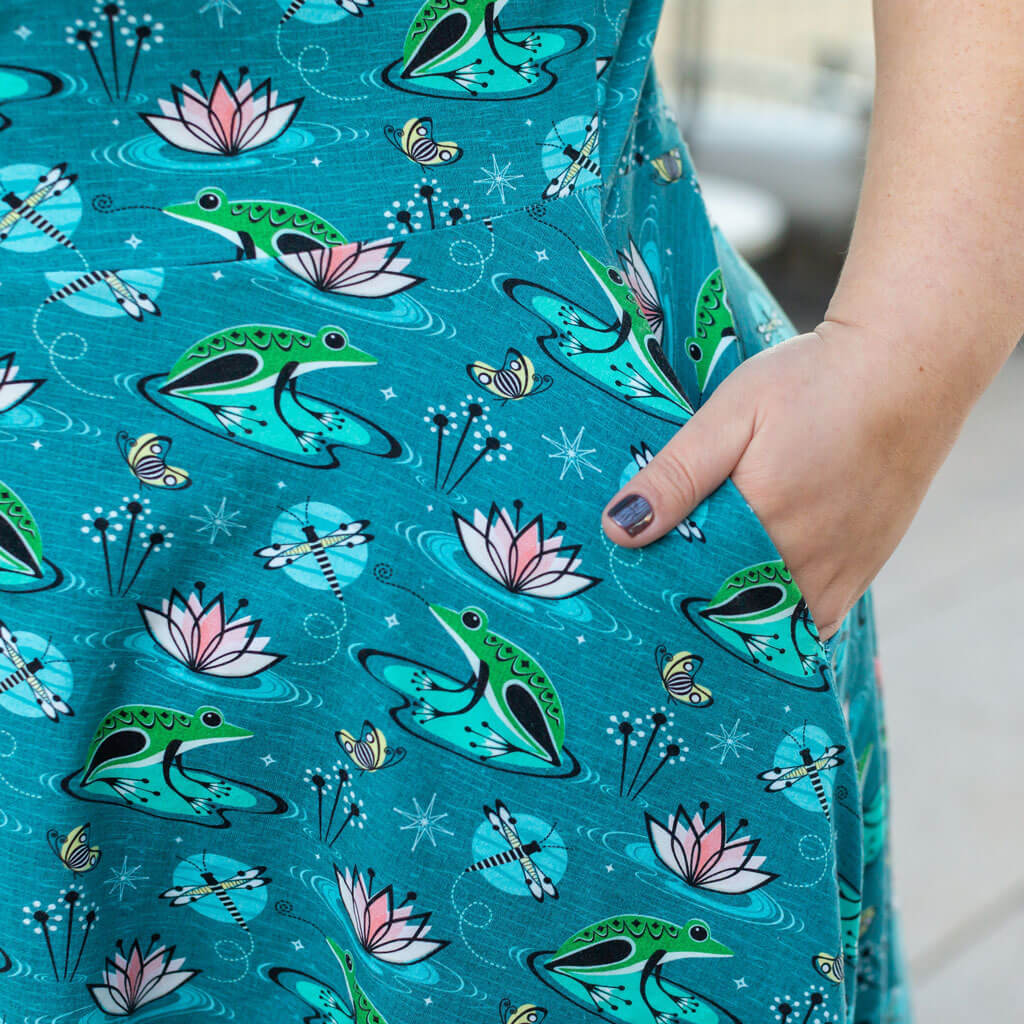 Adult Frogs Super Twirler Dress with Pockets Princess Awesome & Boy Wonder