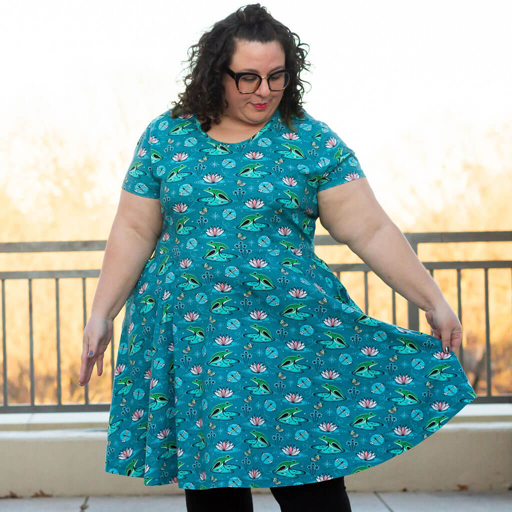 Adult Frogs Super Twirler Dress with Pockets Princess Awesome & Boy Wonder