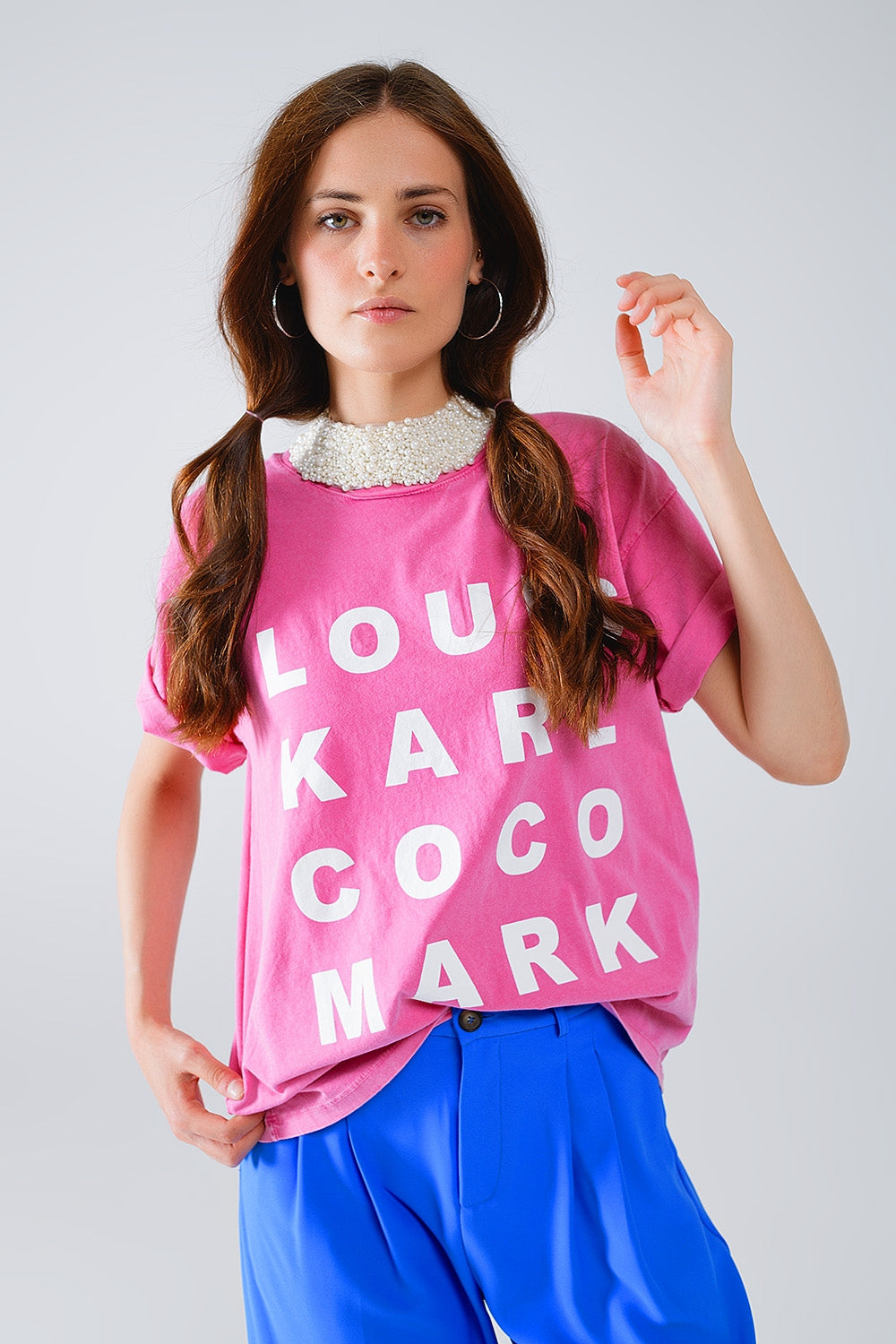 Fuchsia T-shirt With famous Names Logos At The Front Q2store