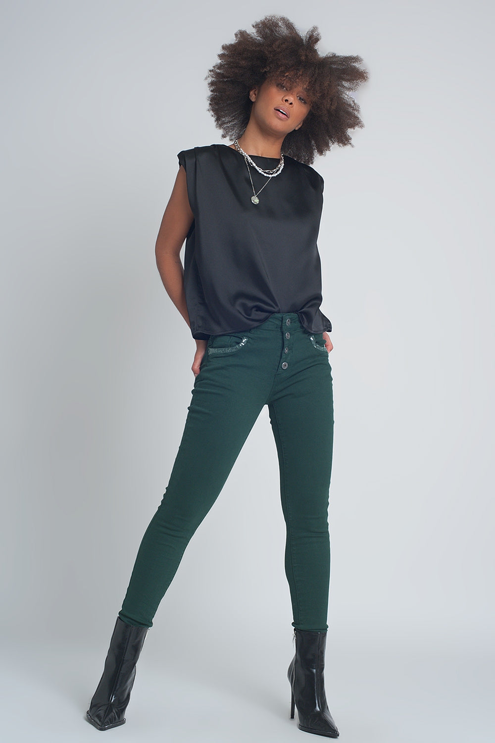 Gathered satin shoulder pad sleeveless top in black Q2store