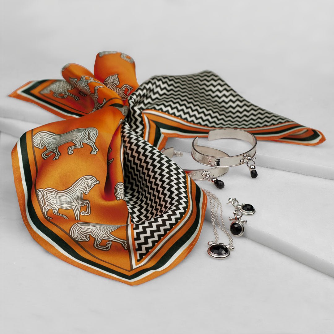 Adele - Black Onyx Horse Bit Equestrian Earring in Silver Urban-Equestrian