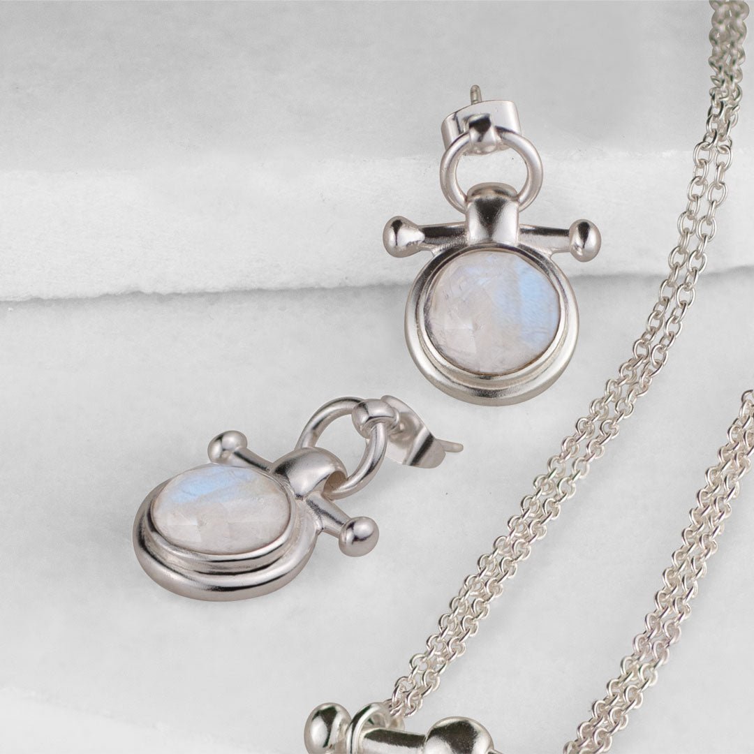 Adele - Moonstone Horse Bit Equestrian Earring in Silver Urban-Equestrian