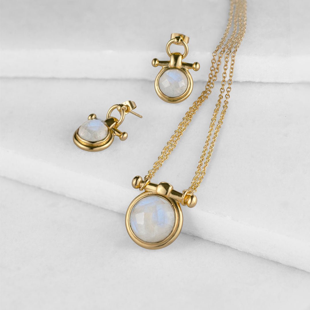 Adele - Moonstone Equestrian Horse Bit Necklace in Gold Urban-Equestrian