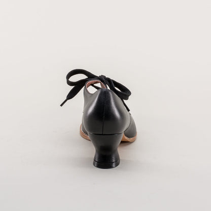 Gibson Edwardian Leather Shoes (Black) American Duchess