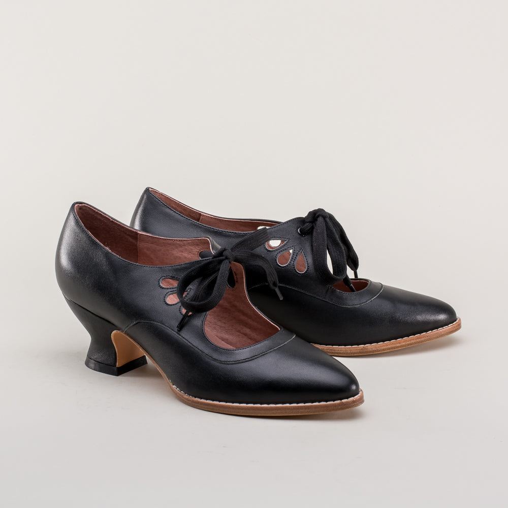 Gibson Edwardian Leather Shoes (Black) American Duchess