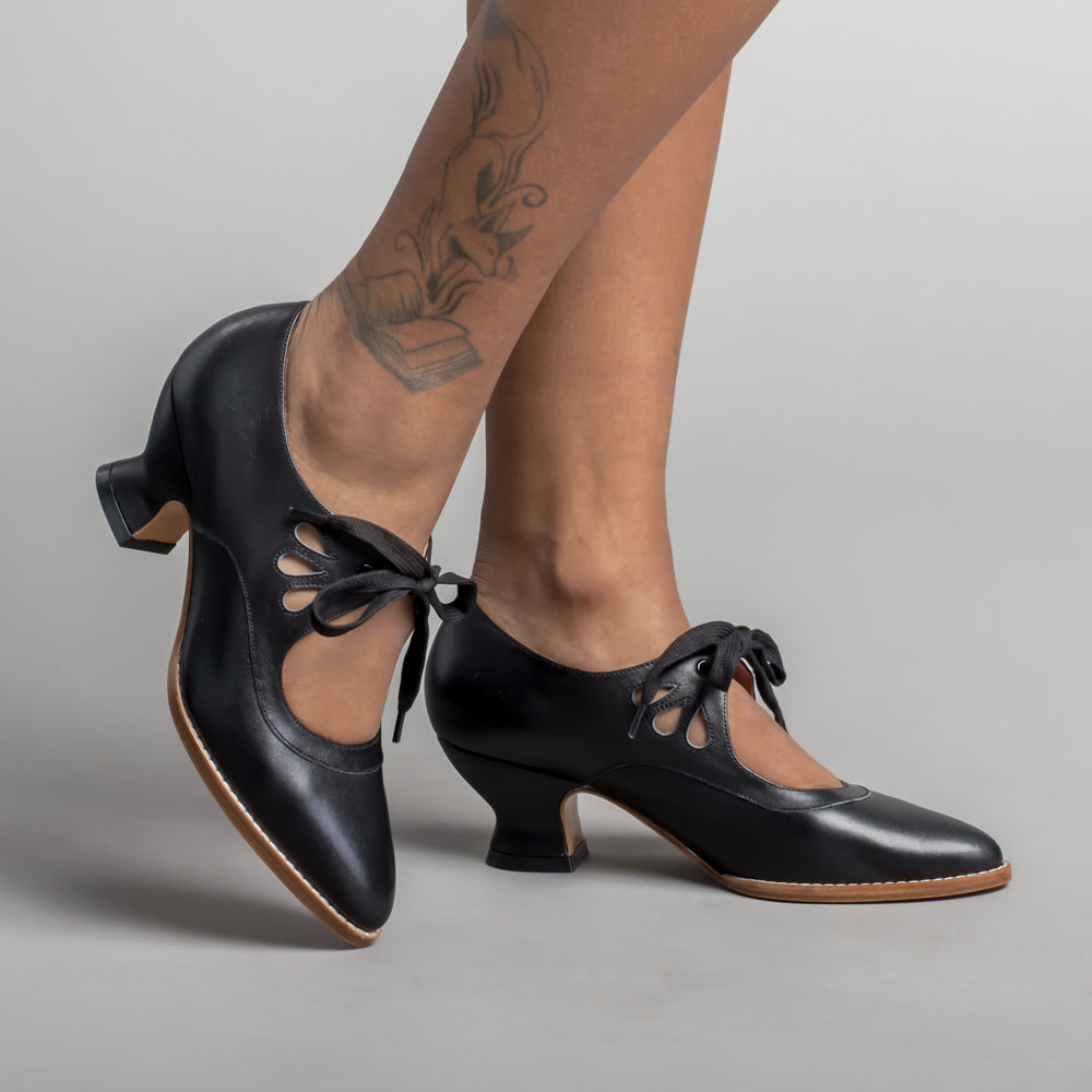 Gibson Edwardian Leather Shoes (Black) American Duchess