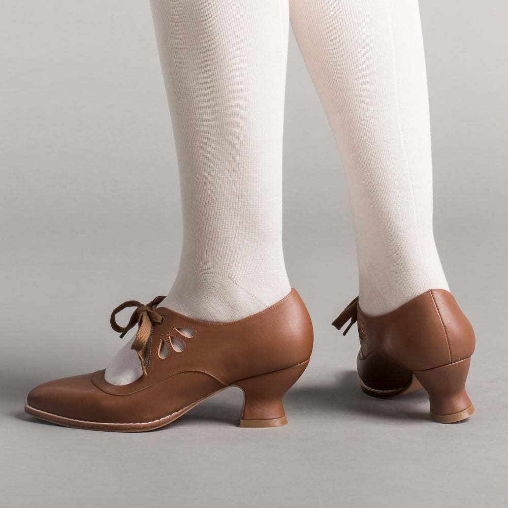 Gibson Edwardian Leather Shoes (Tan) American Duchess