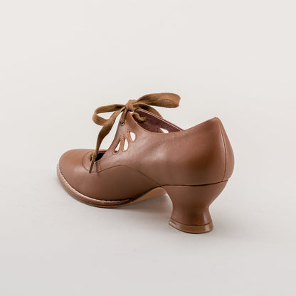 Gibson Edwardian Leather Shoes (Tan) American Duchess