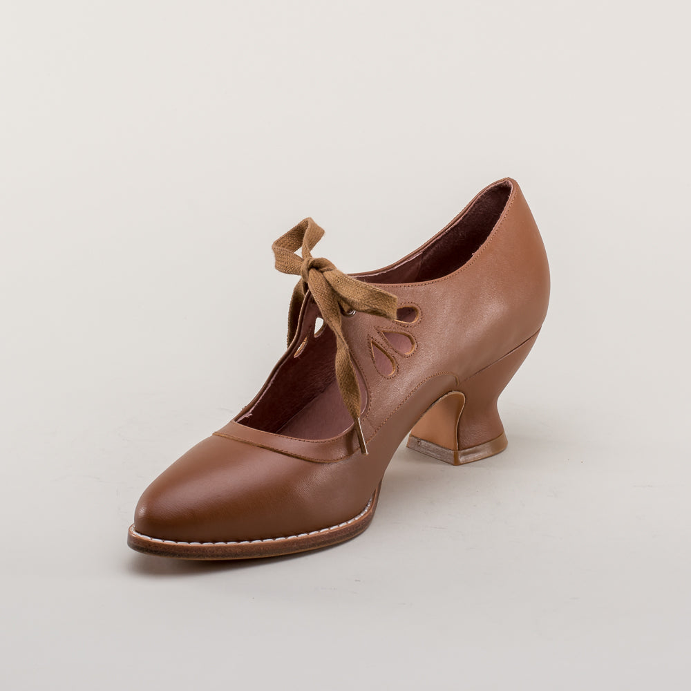 Gibson Edwardian Leather Shoes (Tan) American Duchess