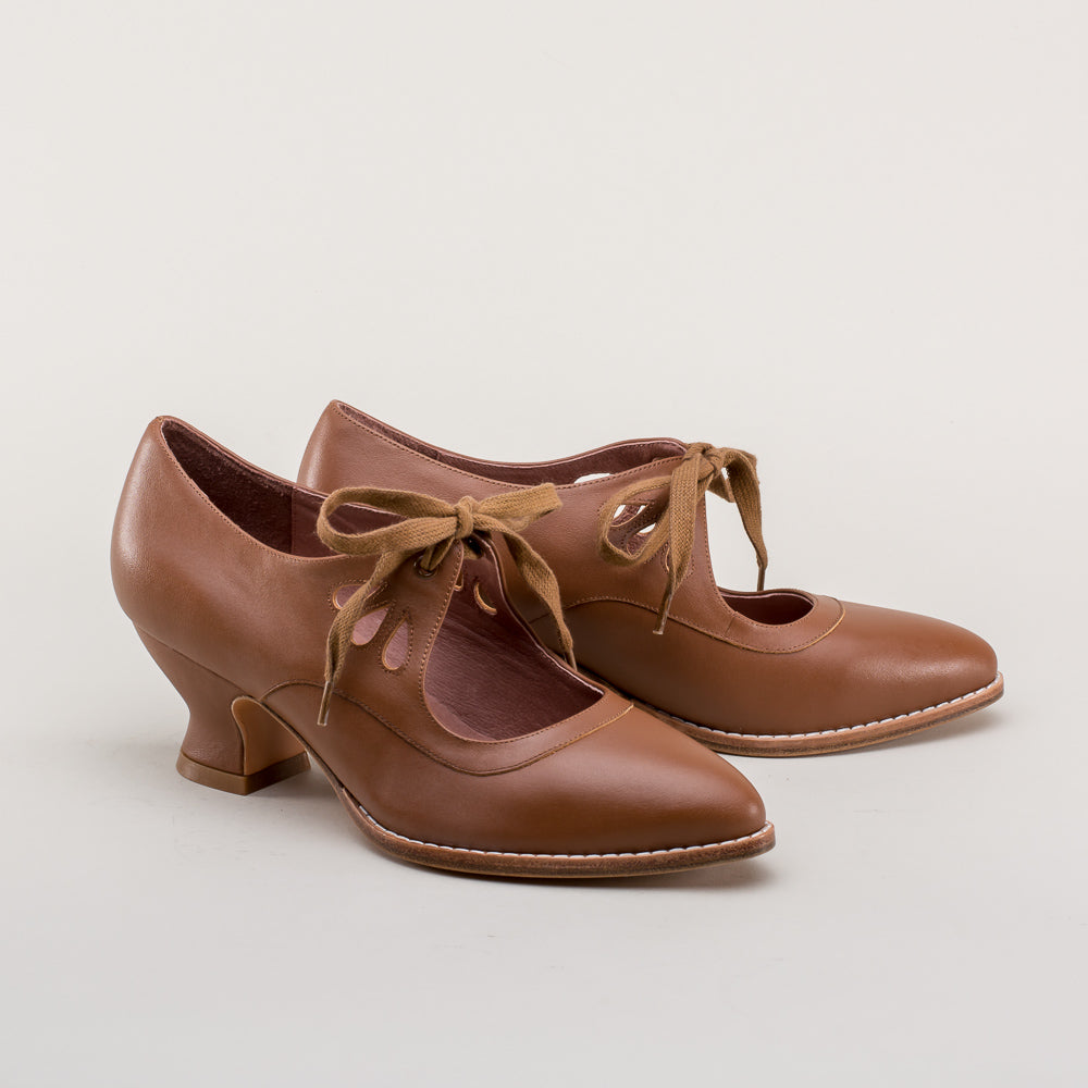 Gibson Edwardian Leather Shoes (Tan) American Duchess