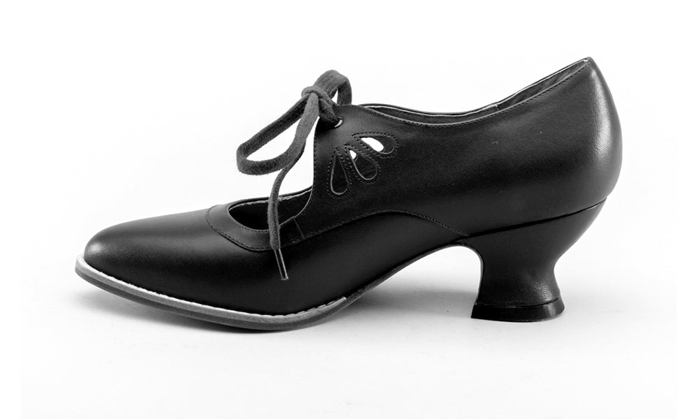 Gibson Edwardian Leather Shoes (Navy) American Duchess