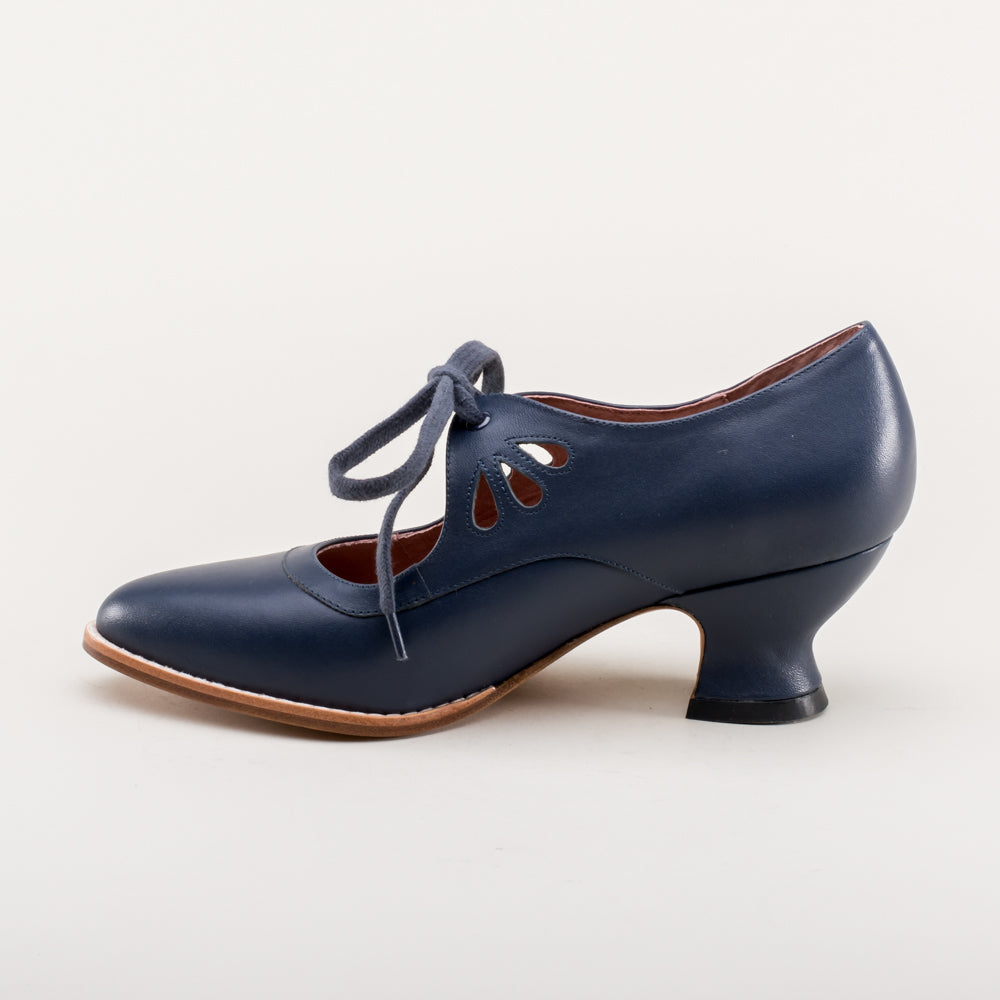 Gibson Edwardian Leather Shoes (Navy) American Duchess