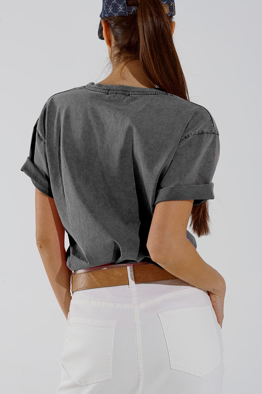 Grey Crew Neck T-shirt With Belleville text Q2store