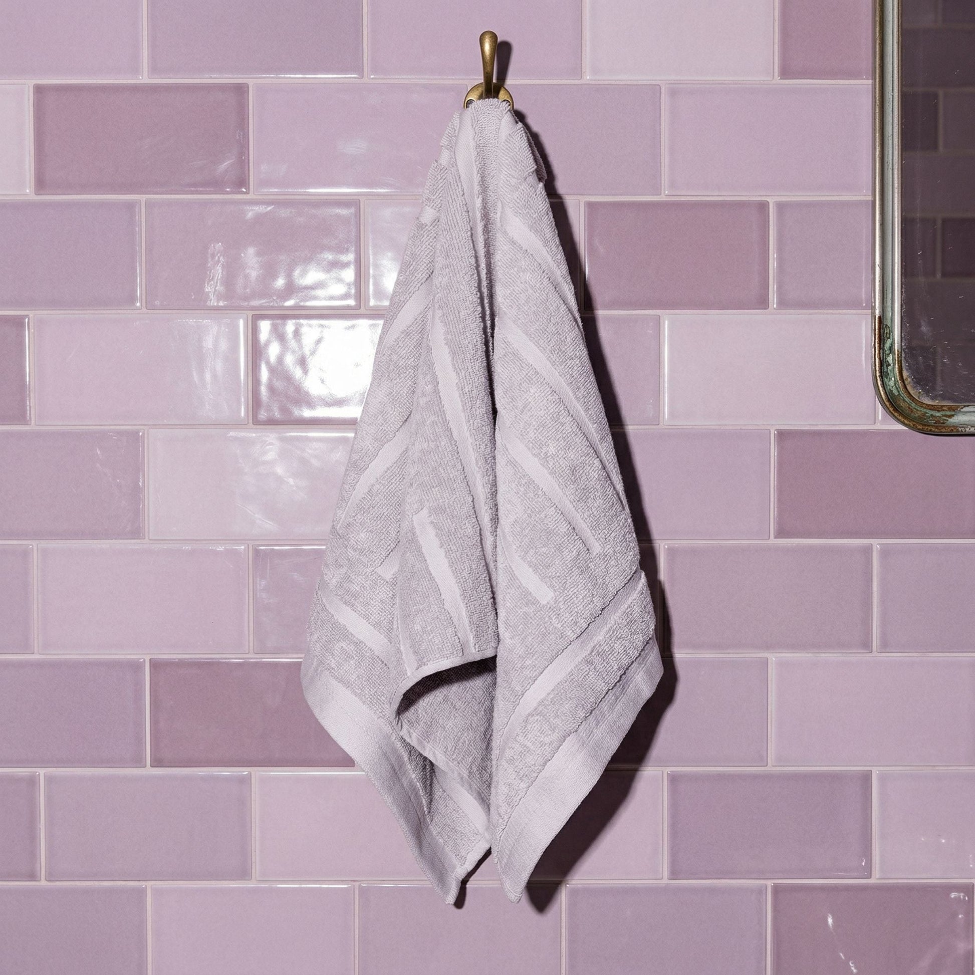 Capri Towels Italic