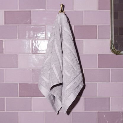 Capri Towels Italic