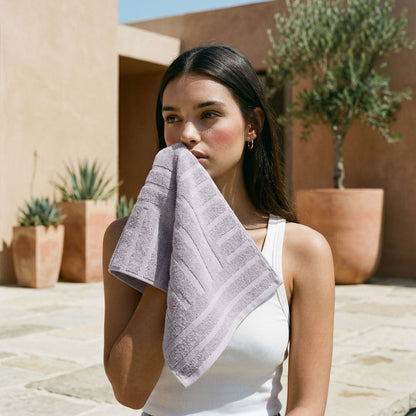 Capri Towels Italic
