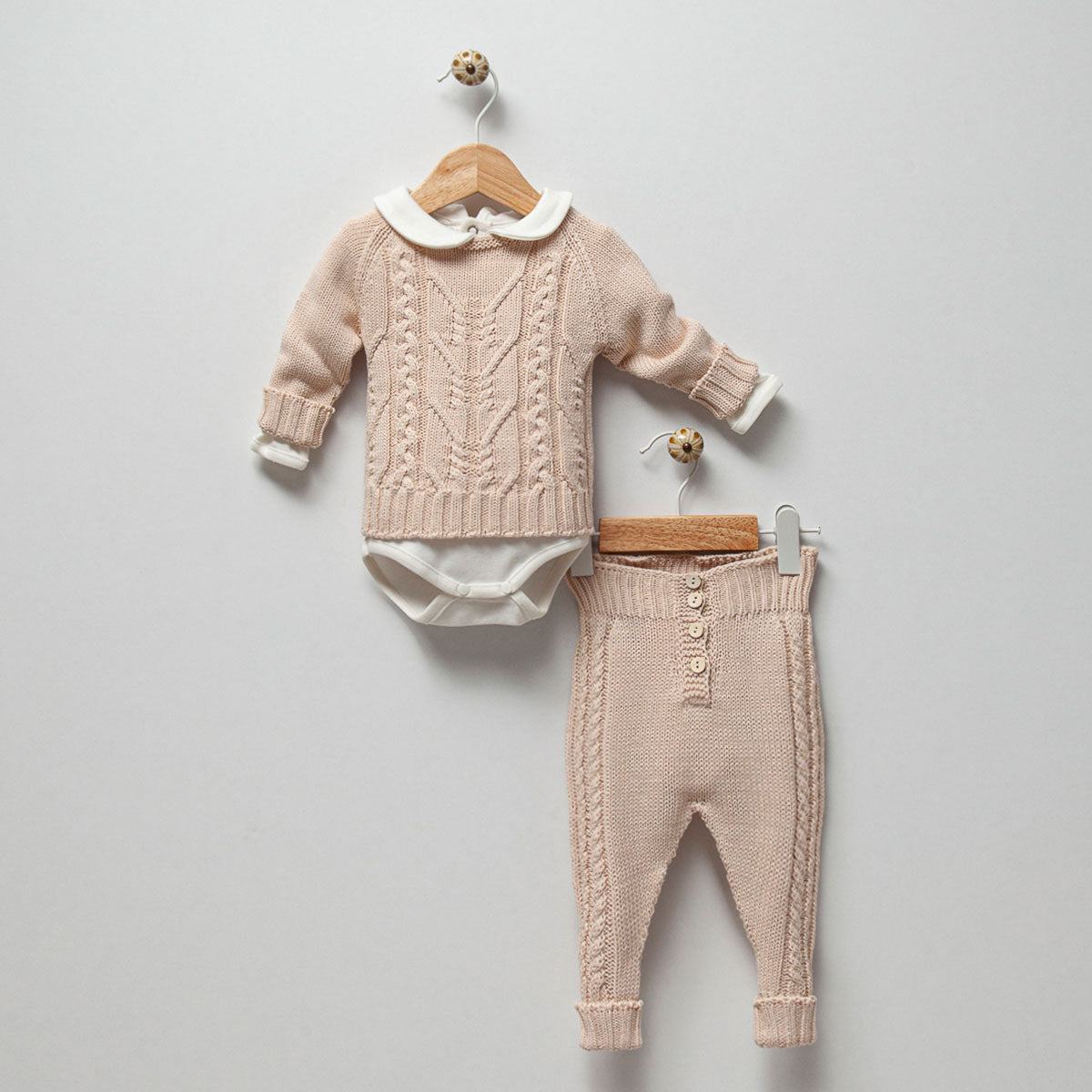 Hunter 3 Piece Cable Knit Set Honey and Hive