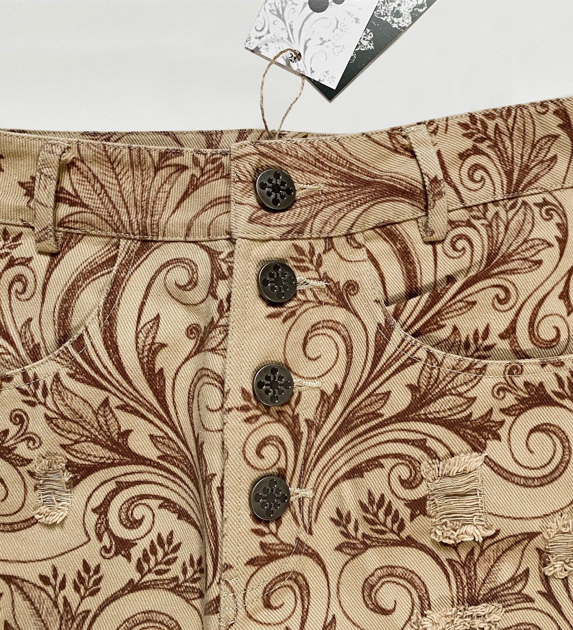 TAN FLORAL SCAV DENIM Jakischrist