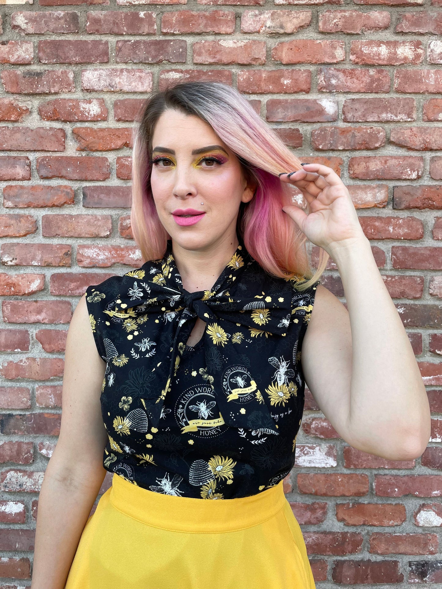 Bee Kind Bow Top Retrolicious