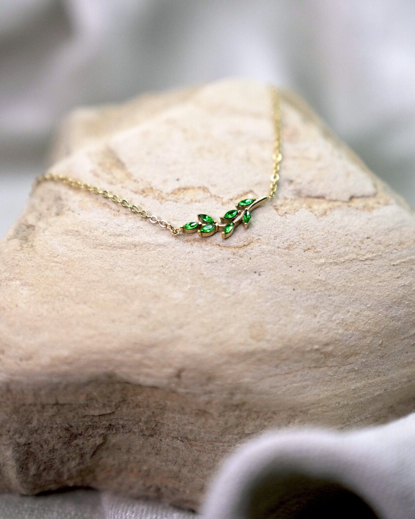 Delicate Tree Branch Design Bracelet LUNAR VINES