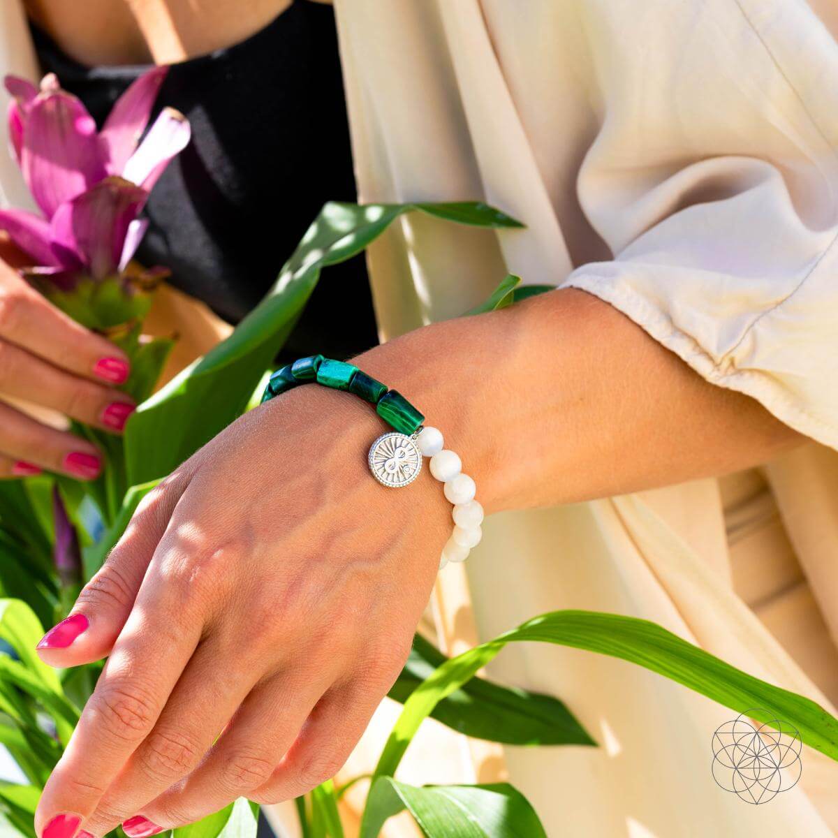 Infinite Triumph - Malachite & Selenite Success Bracelet Conscious Items