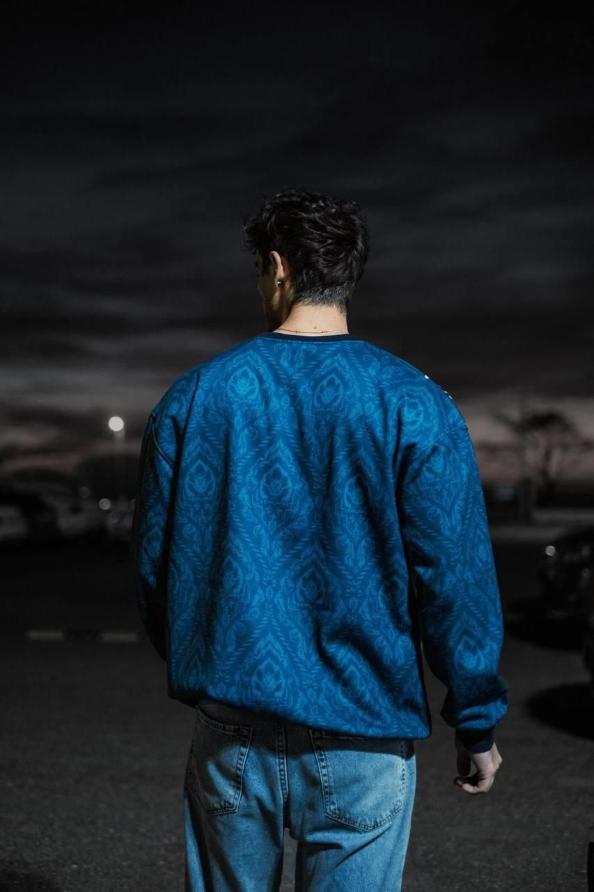 Italia Logo Unisex Oversized Sweatshirt - Italian-Inspired Style Withinblack