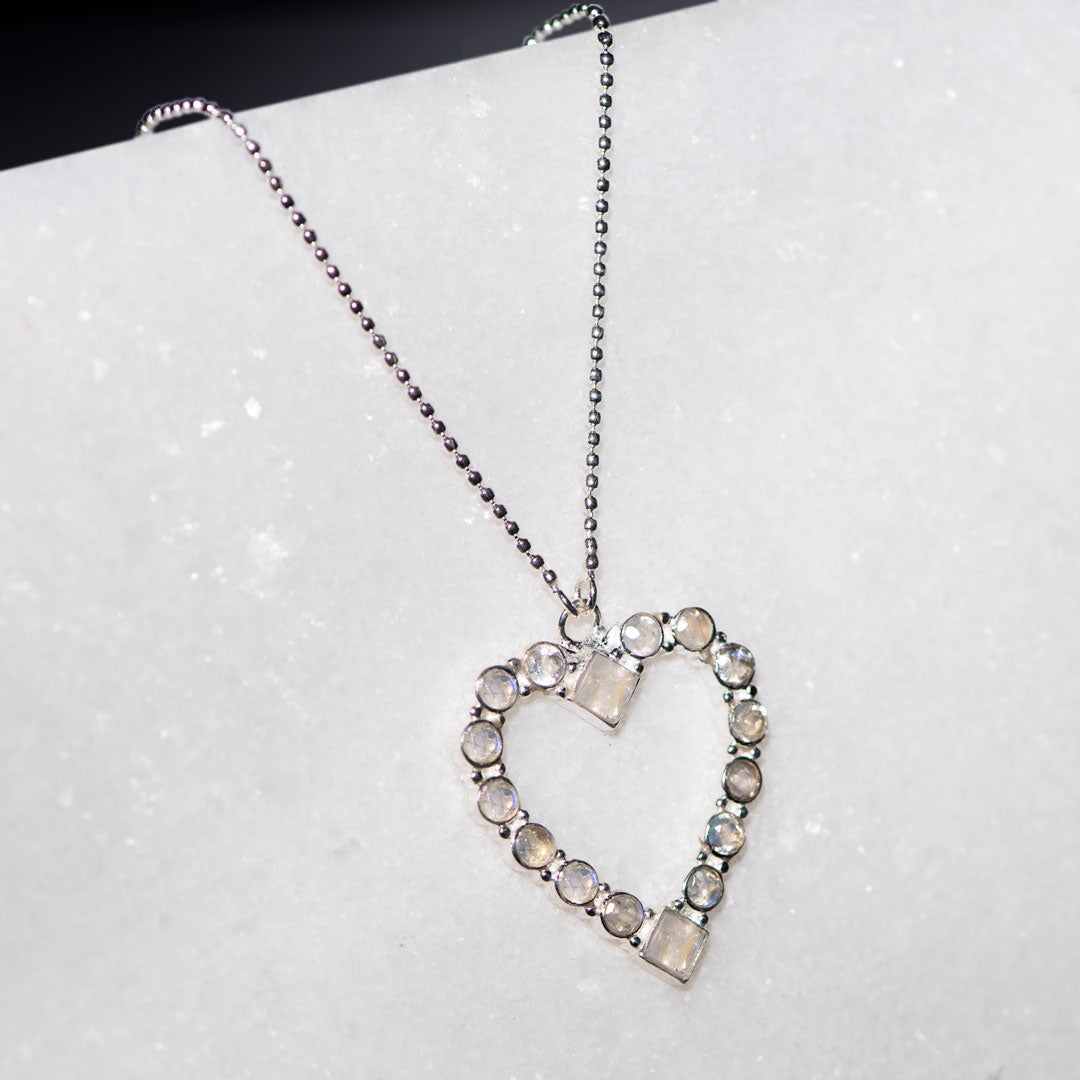 Keepsake - Moonstone Heart Necklace in Silver Urban-Equestrian