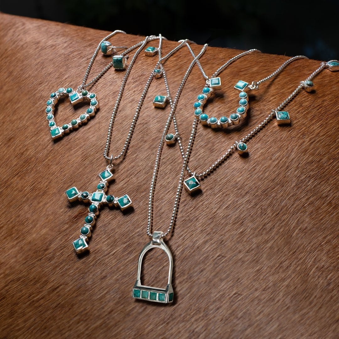 Keepsake - Turquoise Heart Necklace in Gold Urban-Equestrian
