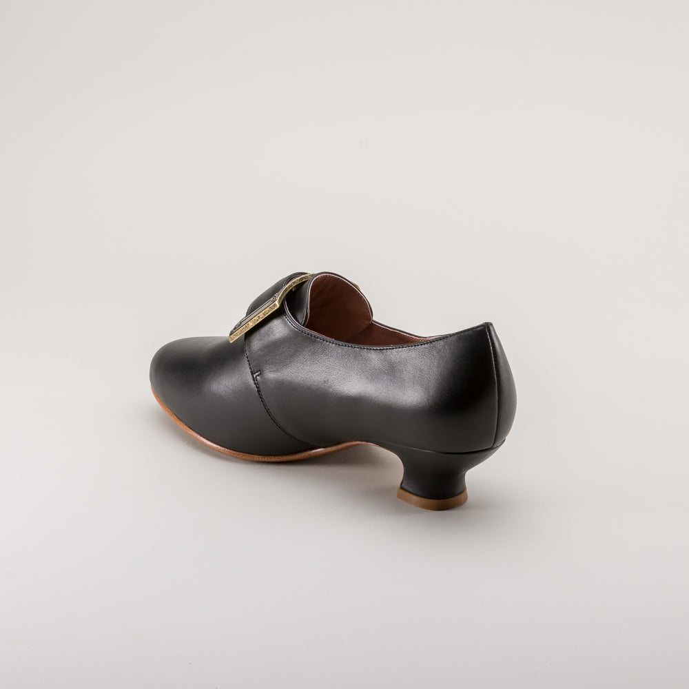 Kensington 18th Century Leather Shoes (Black) American Duchess