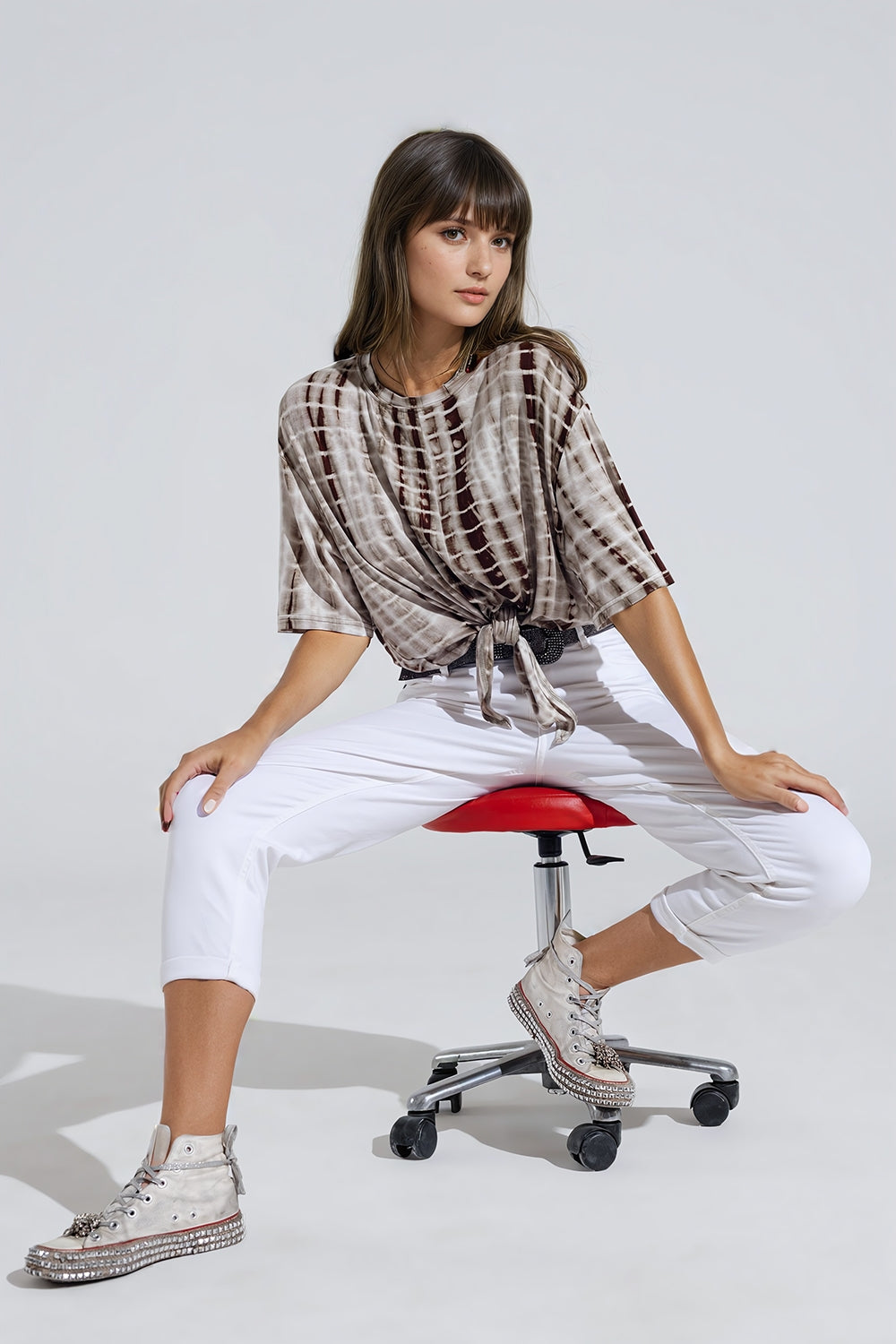 Khaki Tie Dye printed t-shirt with knot on the front Q2store