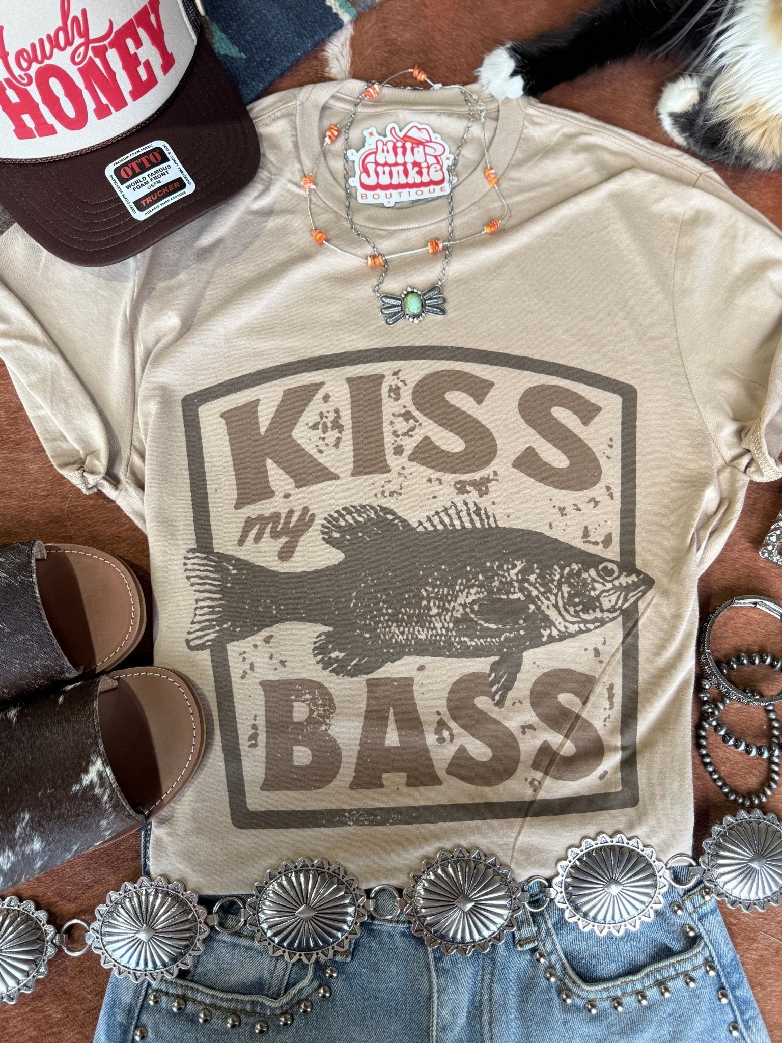 Kiss My Bass Graphic Tee Wild Junkie