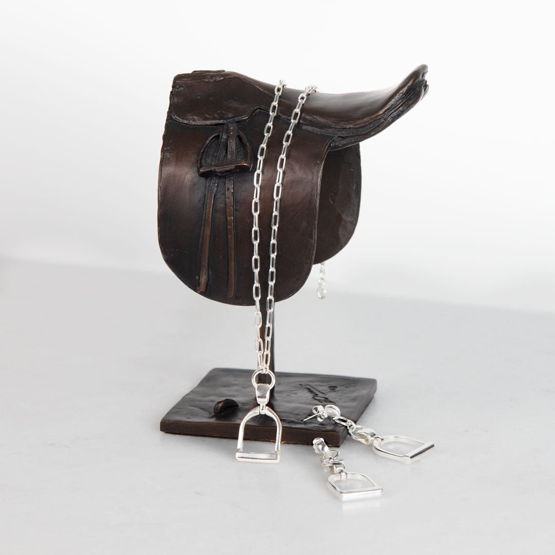 Langley - Equestrian Riding Stirrup Necklace in Silver Urban-Equestrian