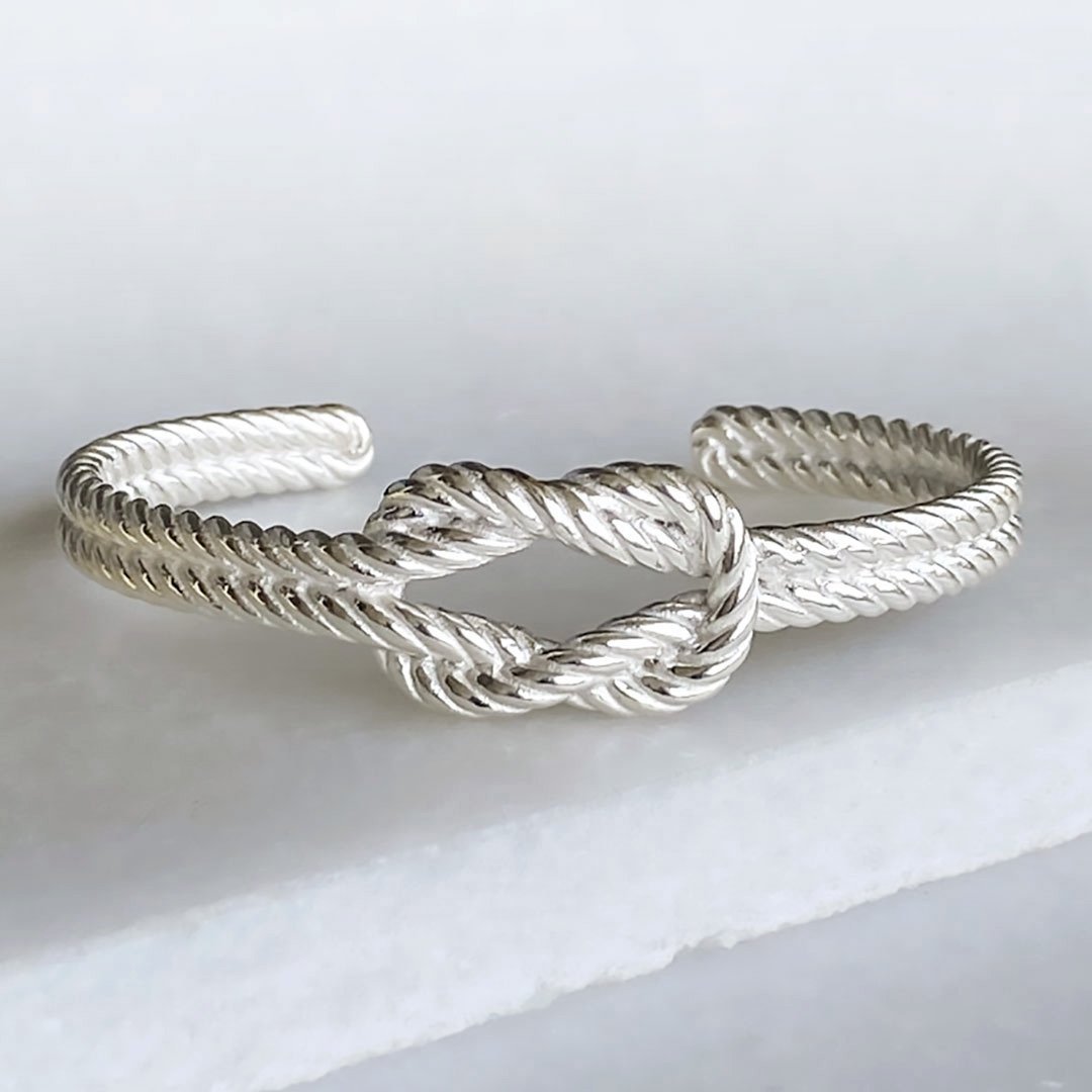 Lariat "Love Me Knot" - Twisted Rope Bracelet in Silver Urban-Equestrian